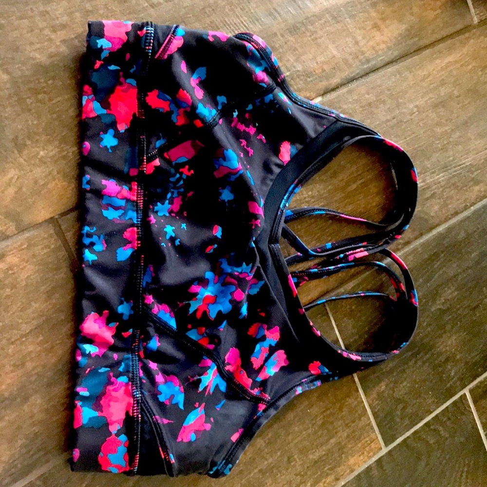 Lululemon bra
